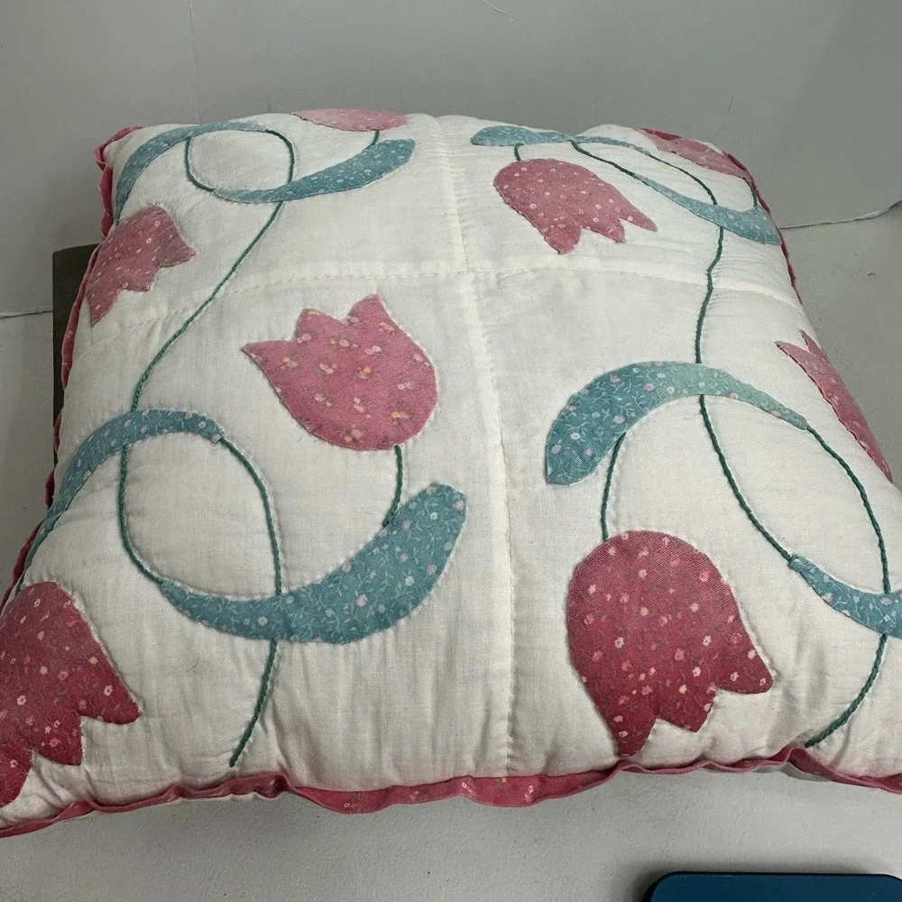 Vintage Tulip Quilt Block Handmade Pillow Pink White Green 15x15x4